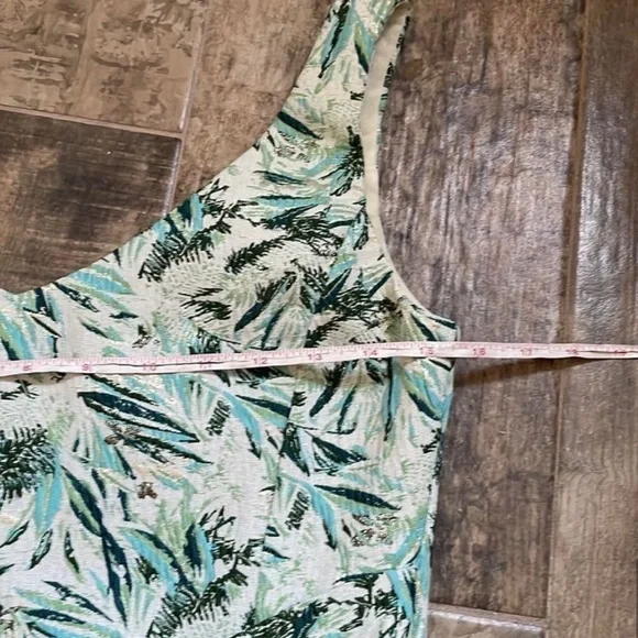 ZARA Green Sleeveless Faux Wrap Cropped Blouse size Small Metallic Zip Back Top - Picture 4 of 8